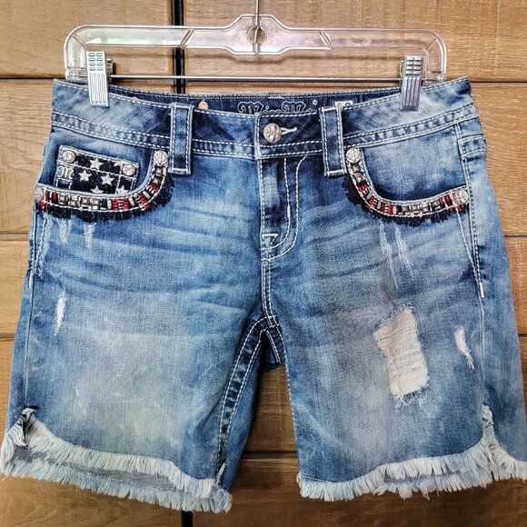MISS ME LOW RISE SHORTS BEDAZZLED RHINESTONES AMERICAN FLAG SIZE 28 DISTRESSED - Picture 3 of 13